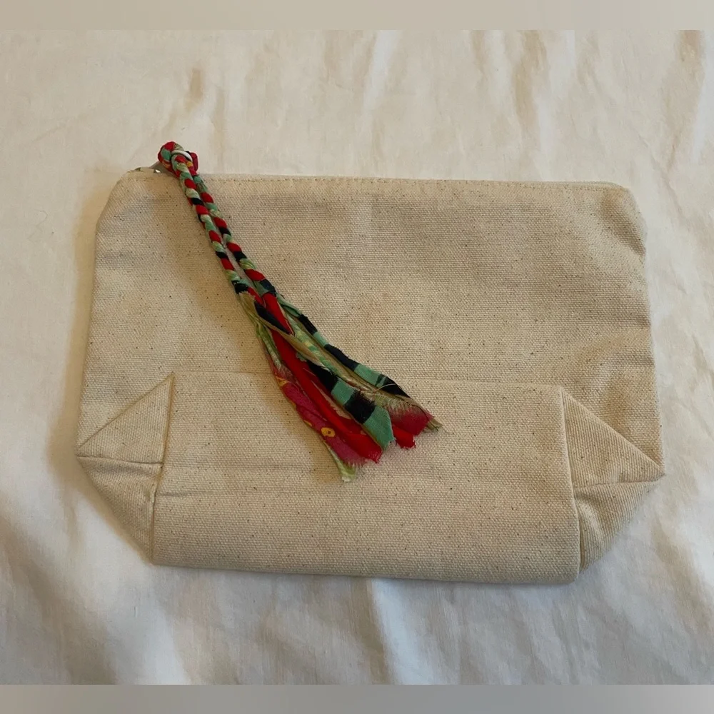 NWOT Lined Canvas Bag.